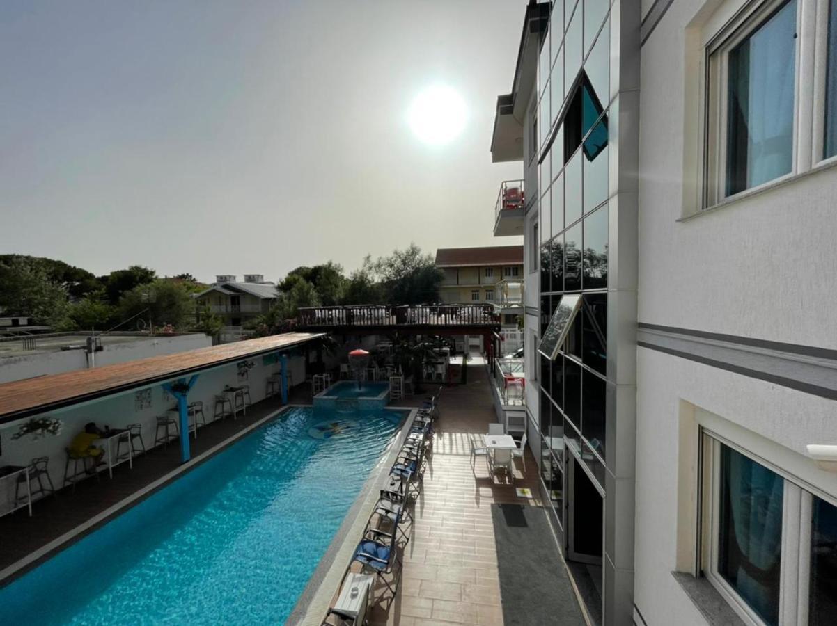 Brian Hotel Velipojë Exterior foto